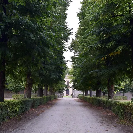 Castello Mina Della Scala Ostello *