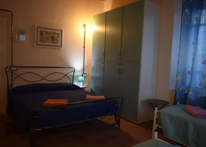 Hostel Castello Mina Della Scala *