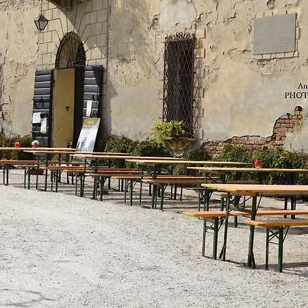 Vandrerhjem Castello Mina Della Scala