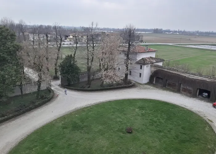 德拉斯卡拉米娜城堡旅舍 Casteldidone